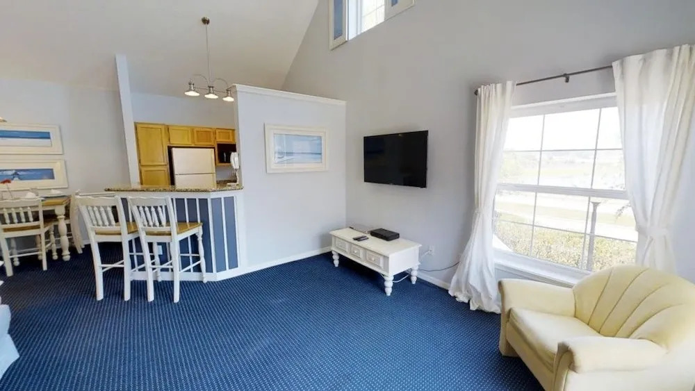 Runaway Beach Club 15204 - Three Bedroom Condo