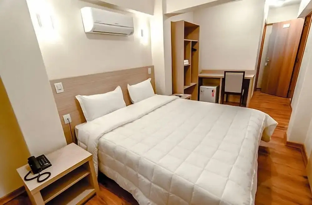 Hotel Almanara