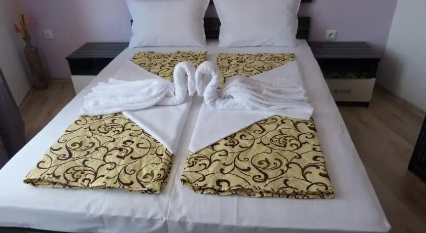 "Rock and Wave" Apartments with sea view in Sozopol