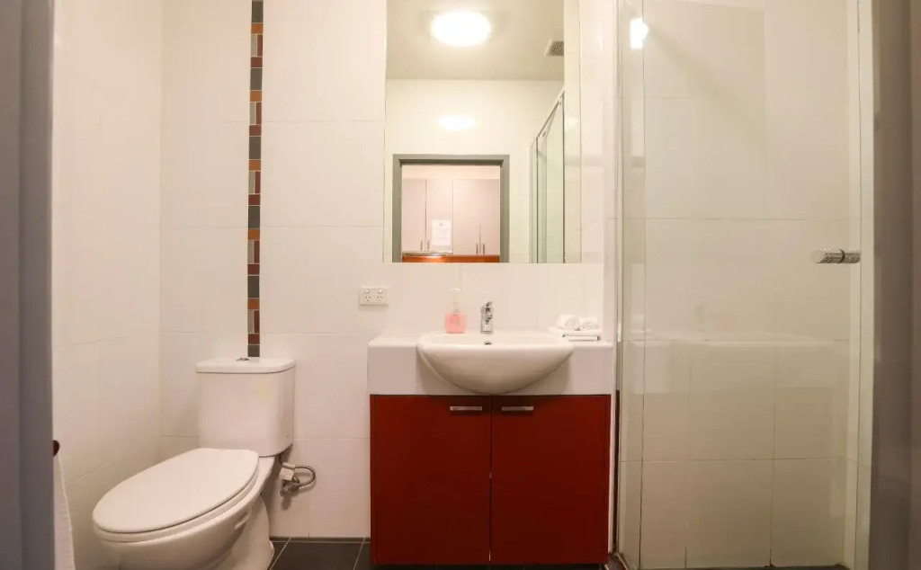 Alston Apartments Hotel