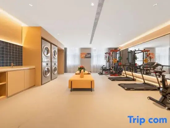 Jinjiang Hotel (Xianghe Jiqiren Xiaozhen)