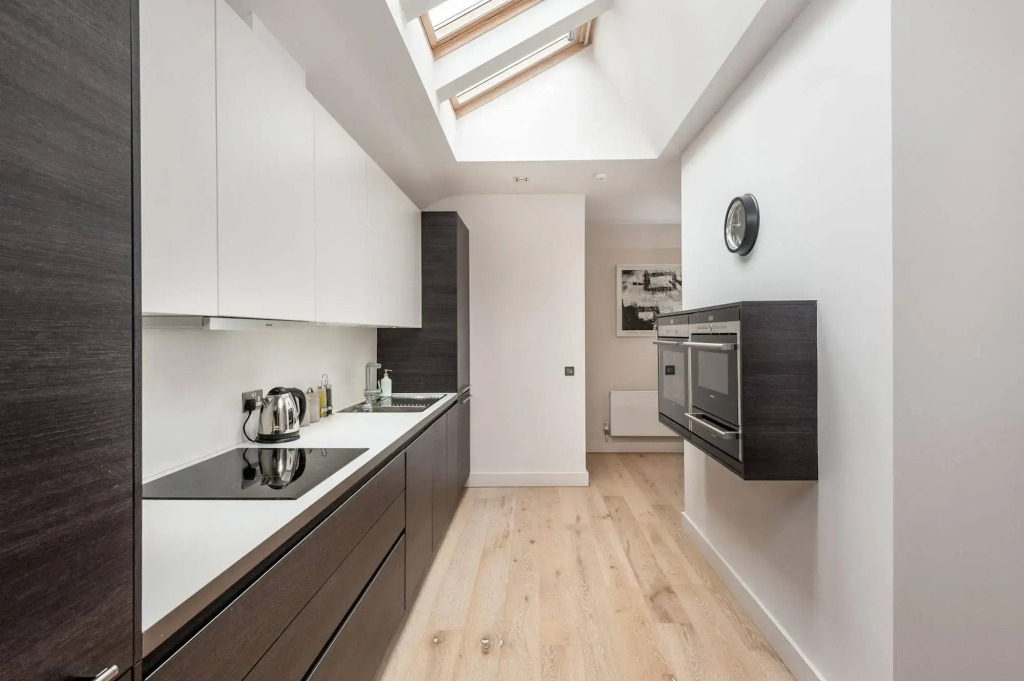 Atholl Apartments