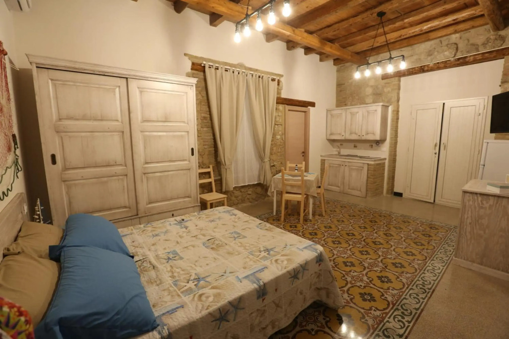 ANTICA DIMORA DELLAMMIRAGLIO