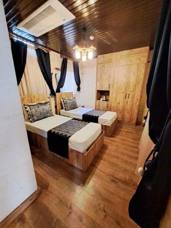 Levissi boutique hotel