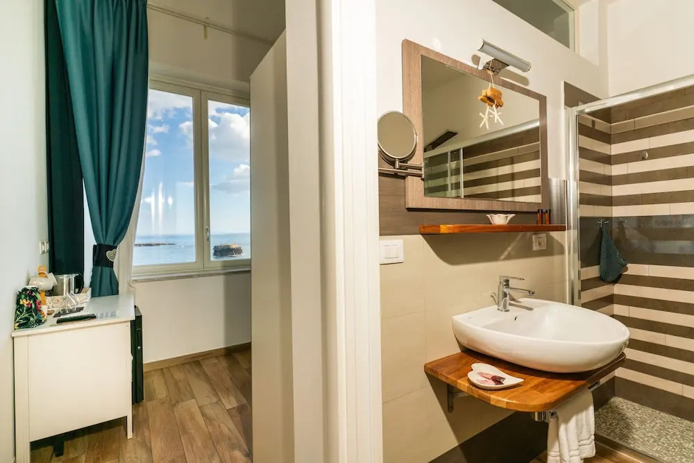 MarLove Sea View with Private Access to the Sea