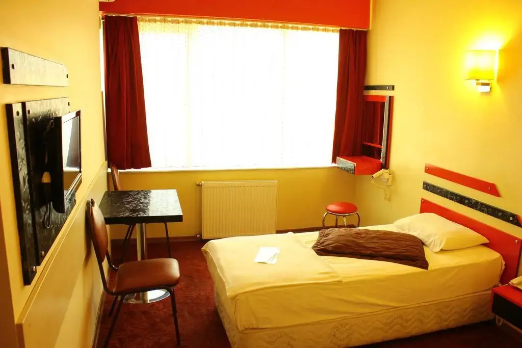 Lider Otel