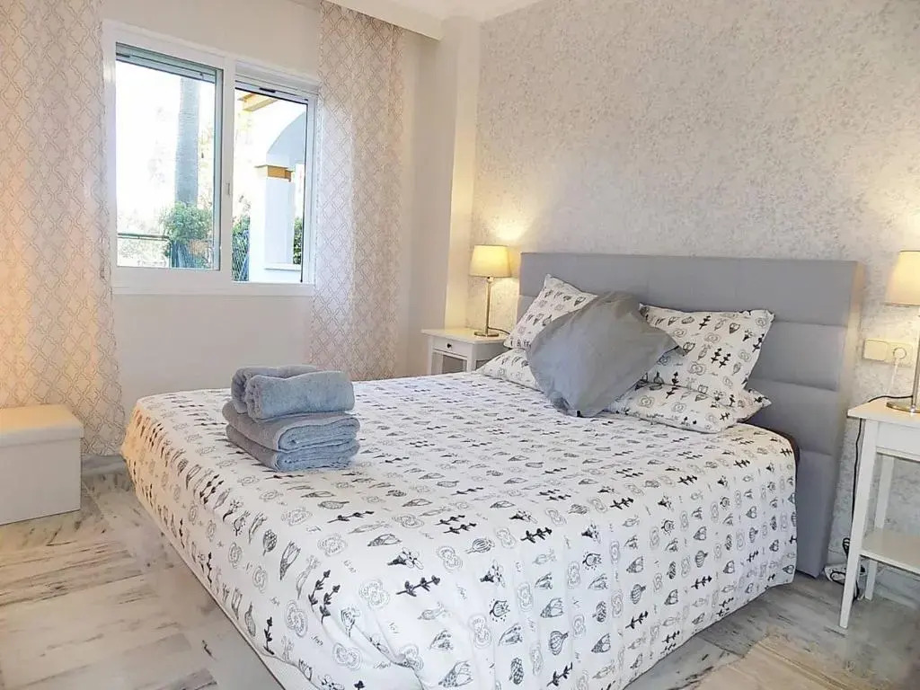 Family Friendly Ground Floor 2 bedroom Dama de Noche RDR200