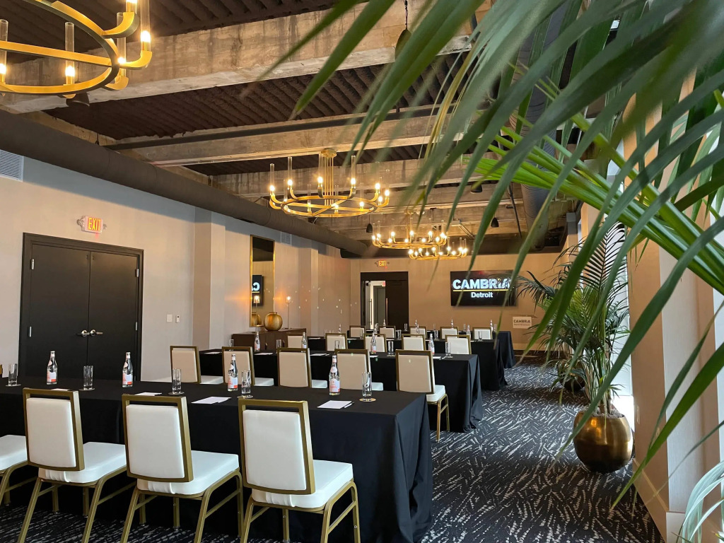 Cambria Hotel Detroit Downtown