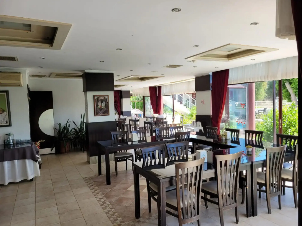 Carna Garden Hotel