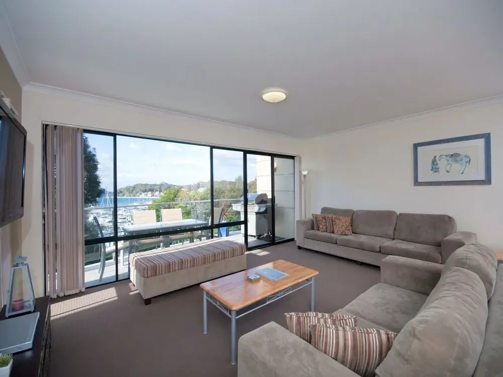 Paradiso, Unit 1/1 Laman Street