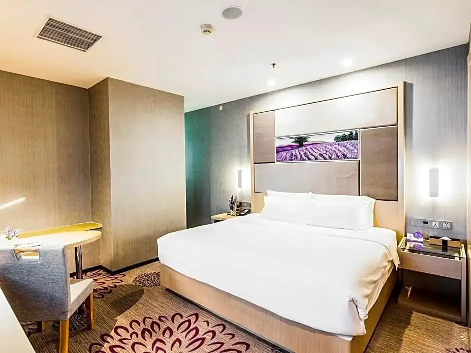 Lavande Hotel Tianjin Friendship Road Rome Garden