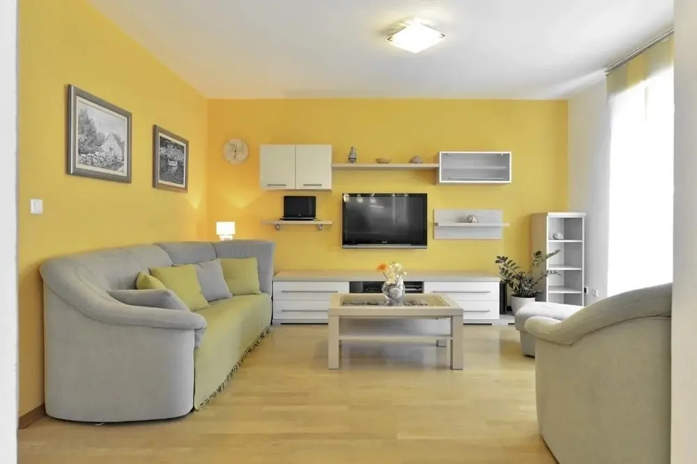 Sama - Modern & Comfortable - A1