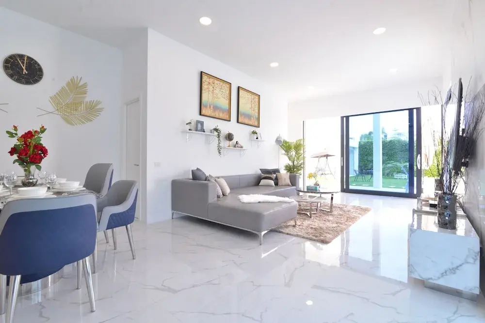 Villa with Shared Pool in Central Pattaya - Palmc16