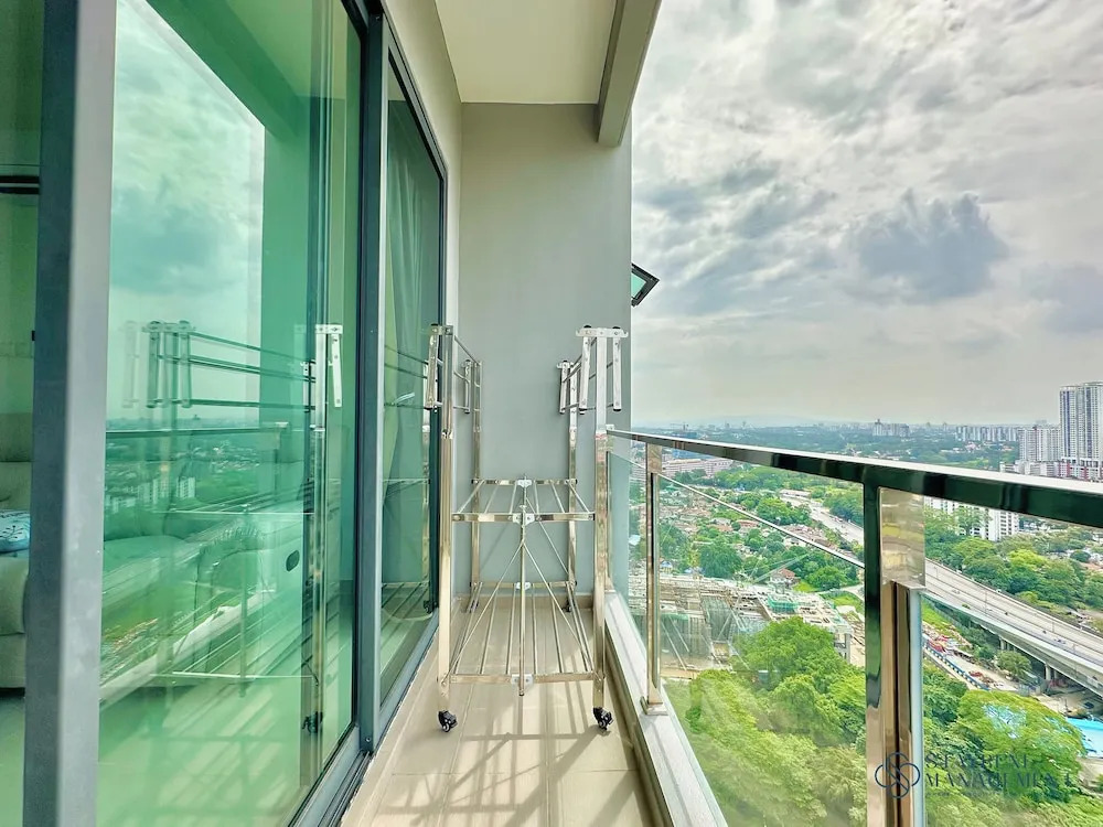 SKS Pavillion Residences - High Floor with Singapore View