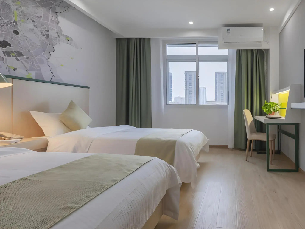 Vatica Hefei Huangshan Road Yuexi Road Hotel