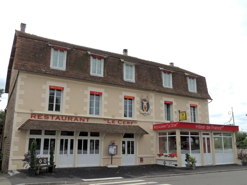 Logis Hôtel De France- Restaurant GRILL