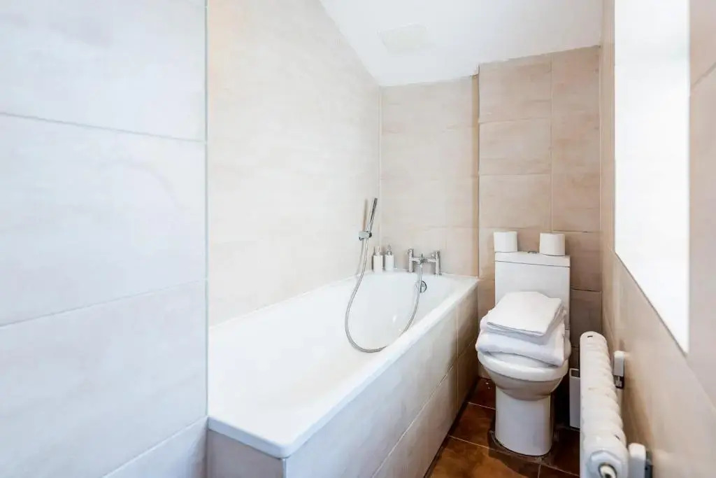 Elegant 3Bed Apartment in Kensington Olympia