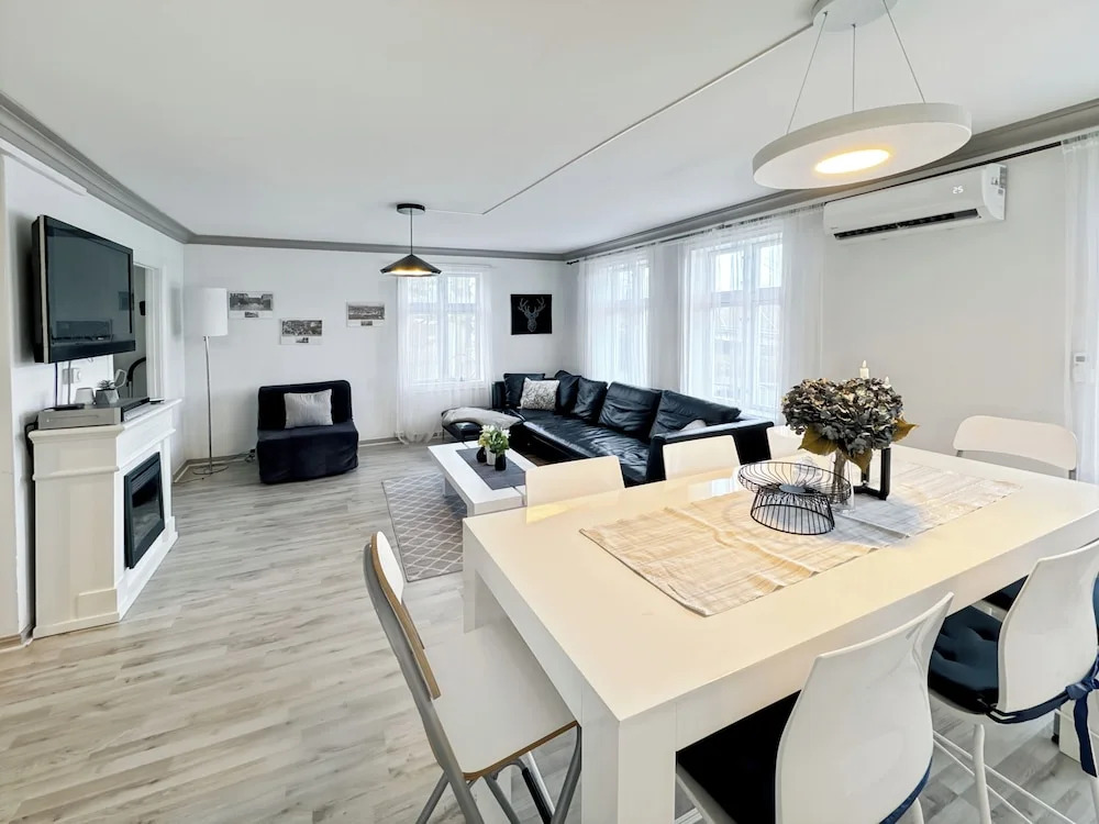 Central BnB Apartment Nr6 Stavanger 4 Bedrooms