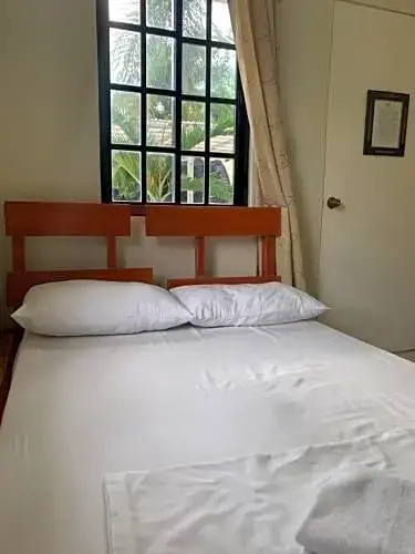 7-AR Golden Beach Resort
