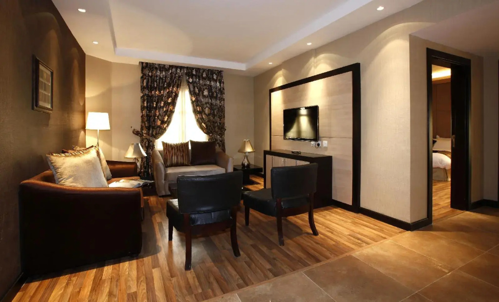 Grand Plaza Hotel - Takhasosi Riyadh