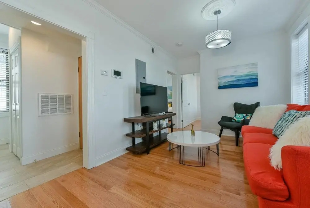 Stunning 2br/1ba in North End by Domio