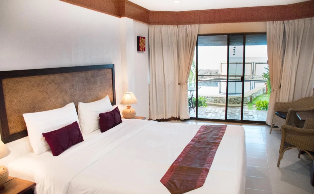 Sea Memories White Sand Beach Hotel