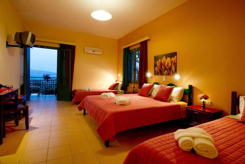 Kaliviani Traditional Hotel