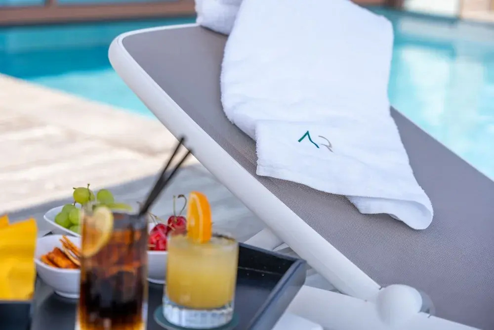 Aura Relais