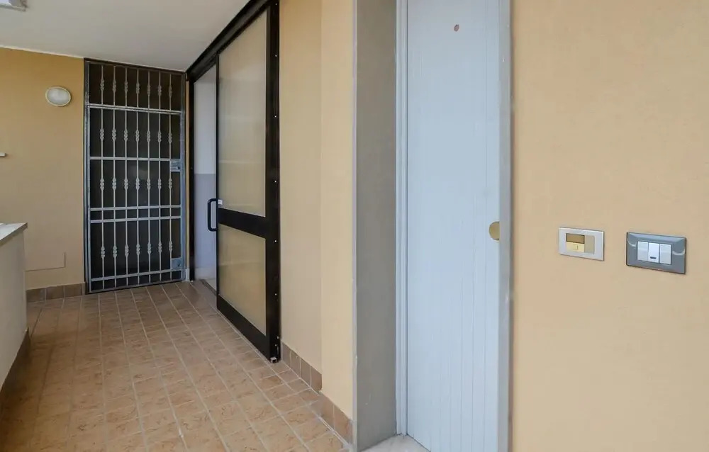 Awesome Apartment in Rosolina Mare With Outdoor Swimming Pool, Wifi and 2 Bedrooms