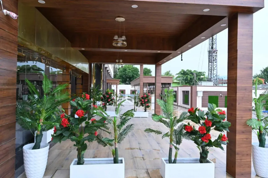 Hotel Vasdaa Grand