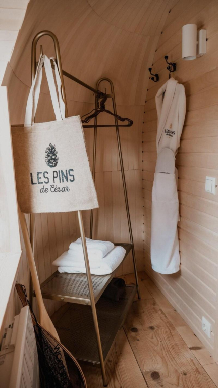 Hotel Spa Les Pins De César