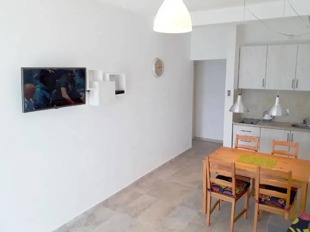Two Palms Apartment