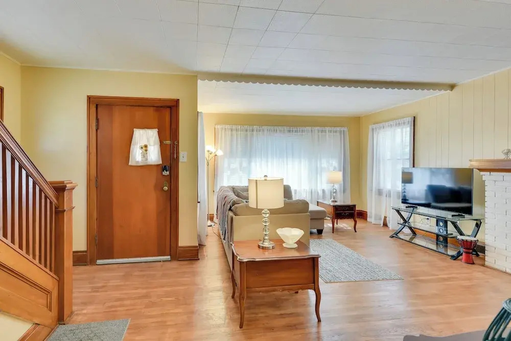 Buffalo Vacation Rental ~ 8 Mi From Canalside!