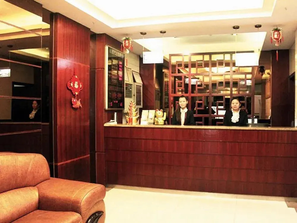 广州三元里富华酒店