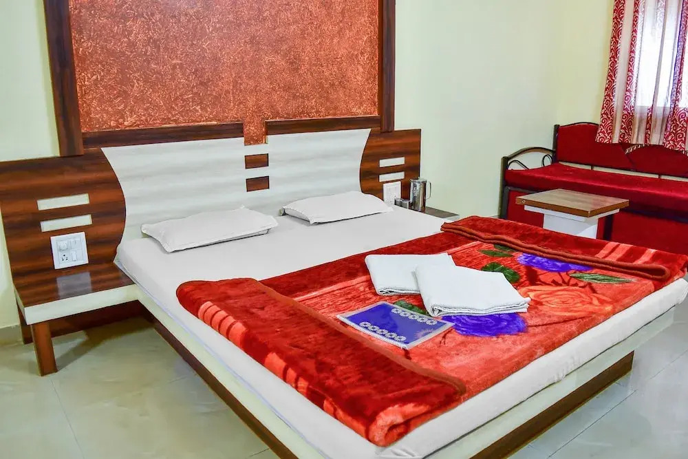 GuestHouser 1 BR Guest house e30e