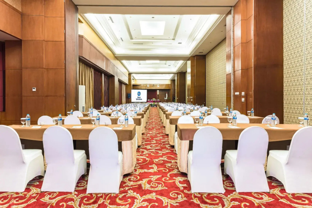 Best Western Mangga Dua Hotel & Residence
