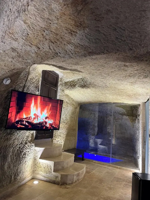 Chakra Special Caves