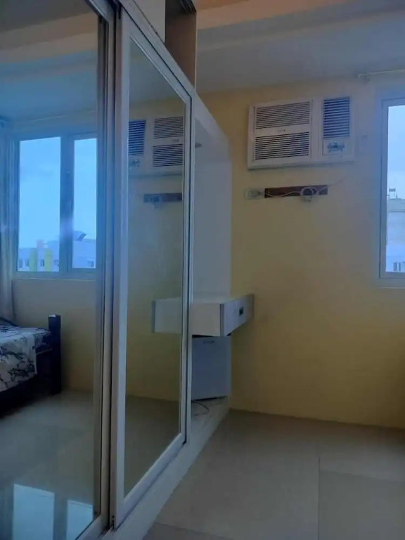 Spacious 1-bedroom Condo in Quezon City With Private Pool