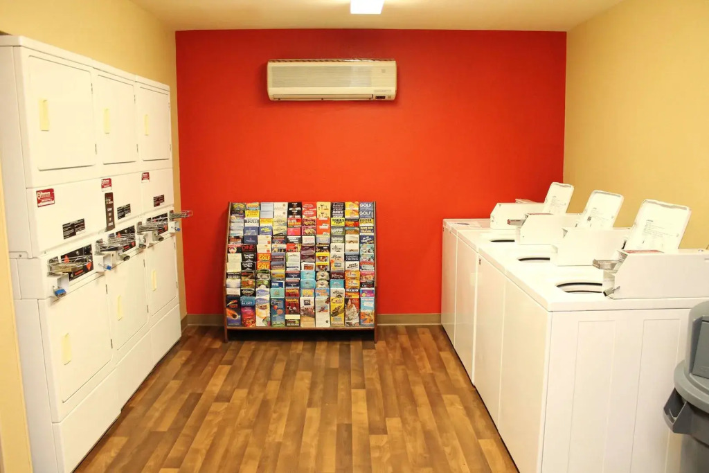 Extended Stay America Suites - Palm Springs - Airport