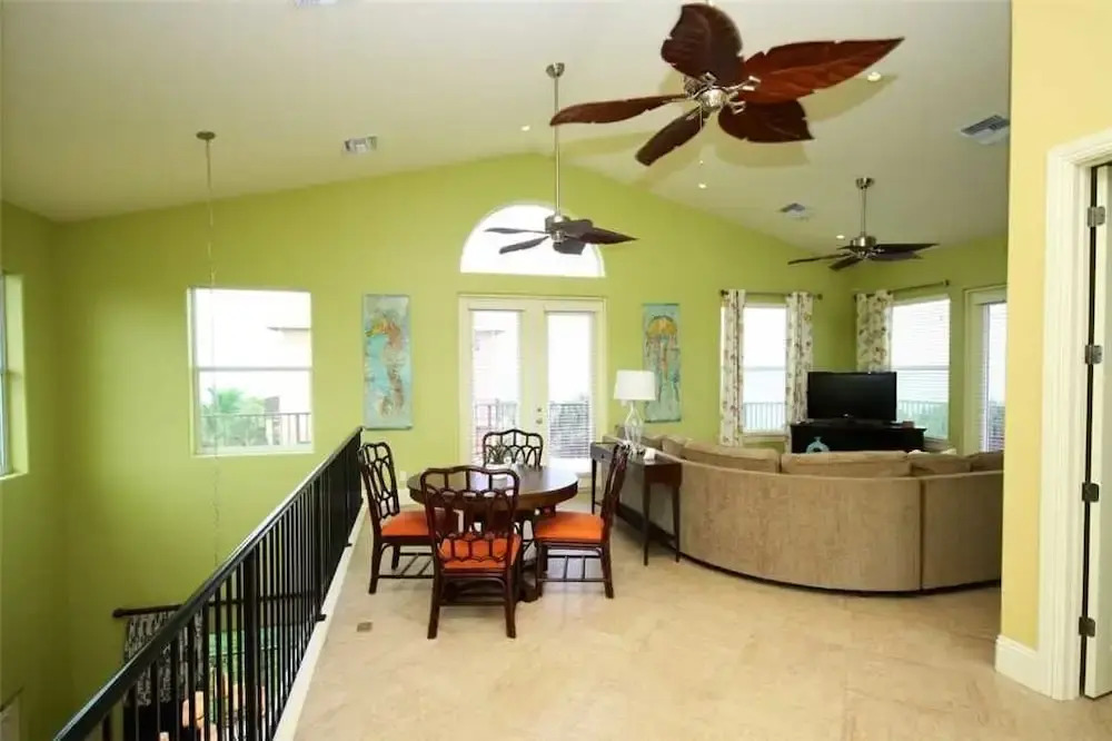 040-Beach House Too