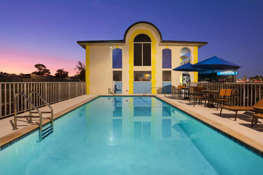 Days Inn by Wyndham Apopka/Orlando