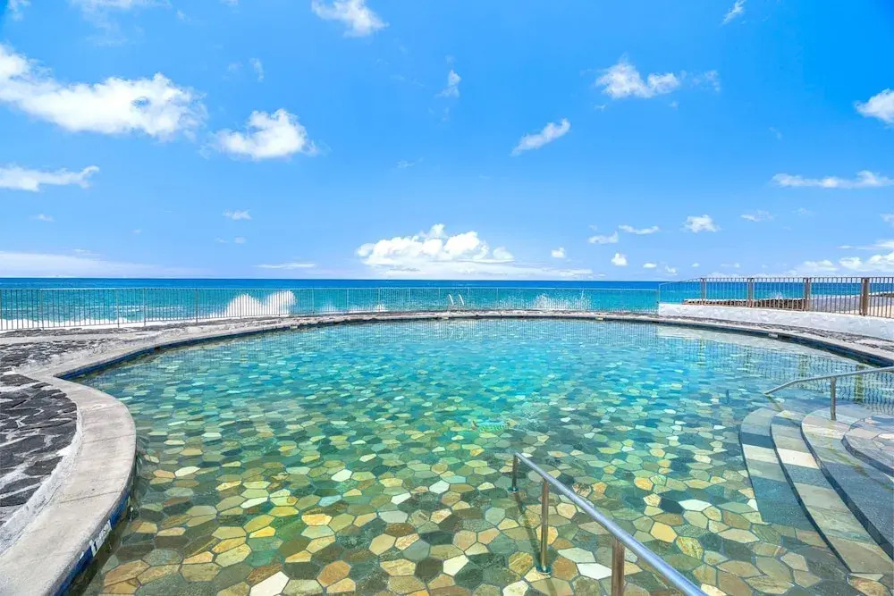Oceanfront Complex - Updated Ground-floor Condo w/ AC & 2 Pools - Vrkcv