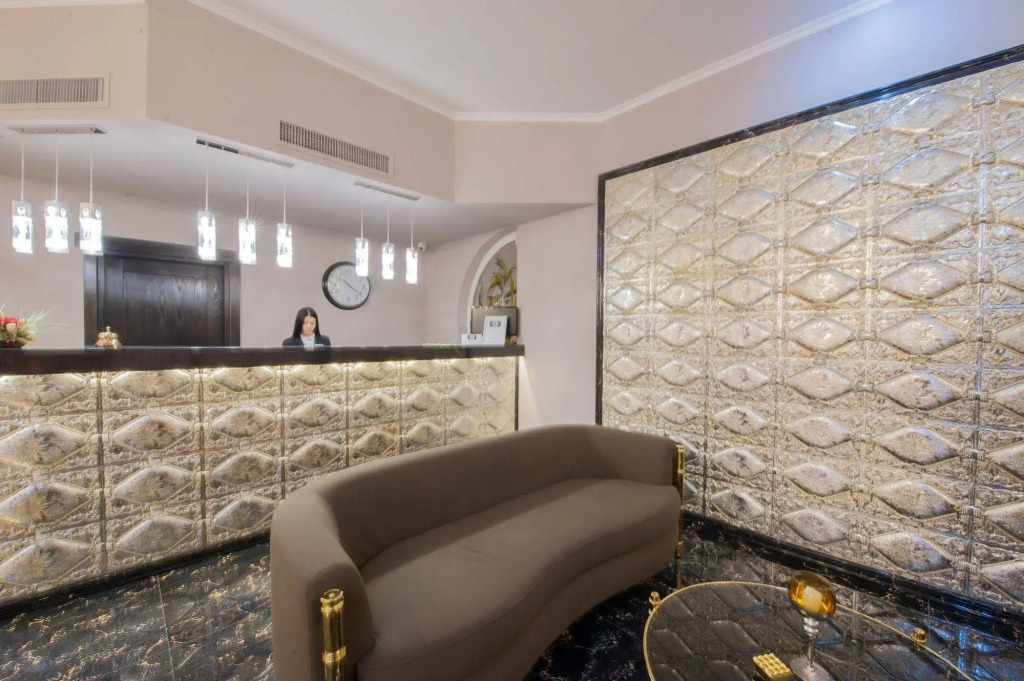 Hotel Carpathia