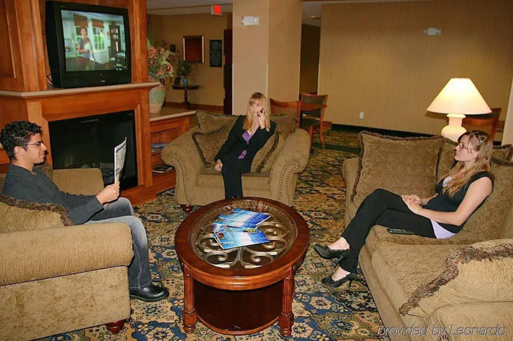 Hampton Inn and Suites Jamestown