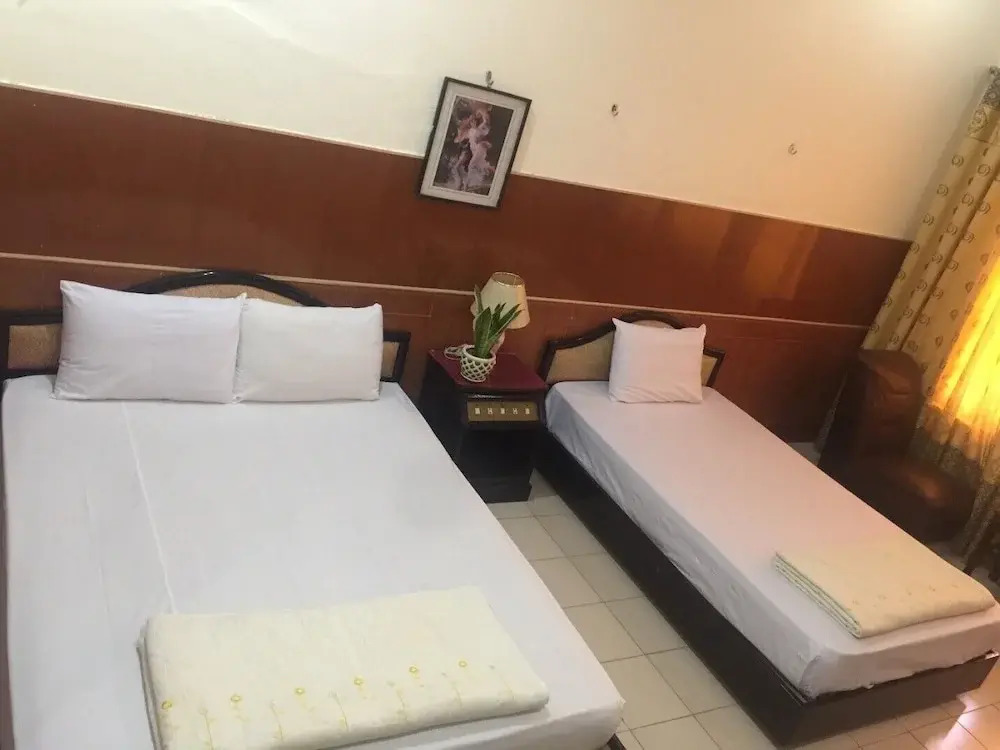 Song Huong Hue Hotel