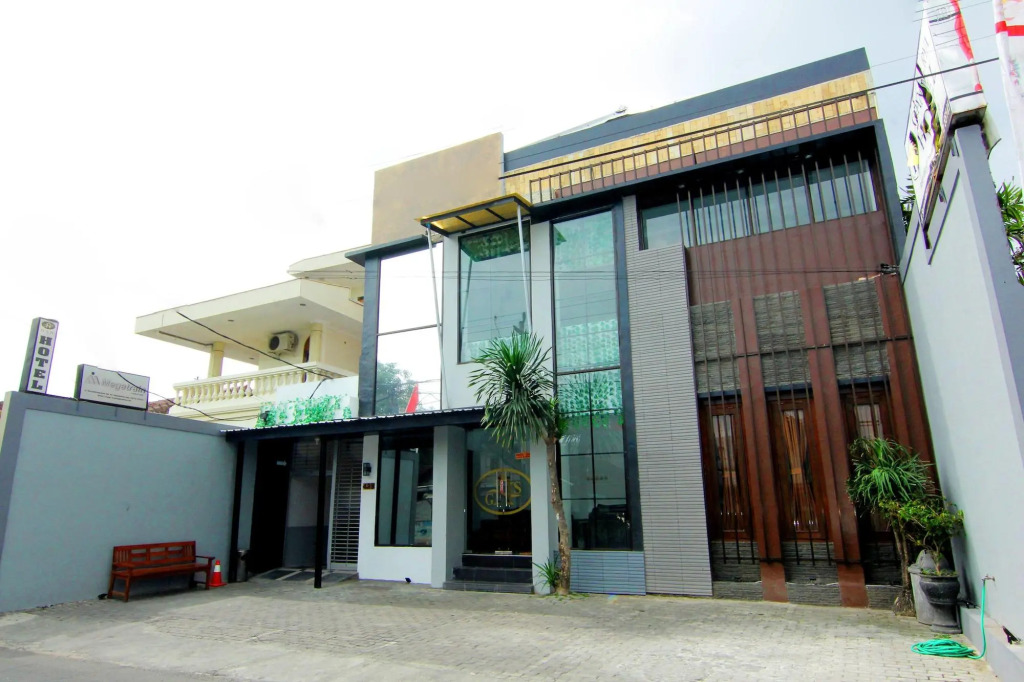 Grand Surya Hotel Yogyakarta