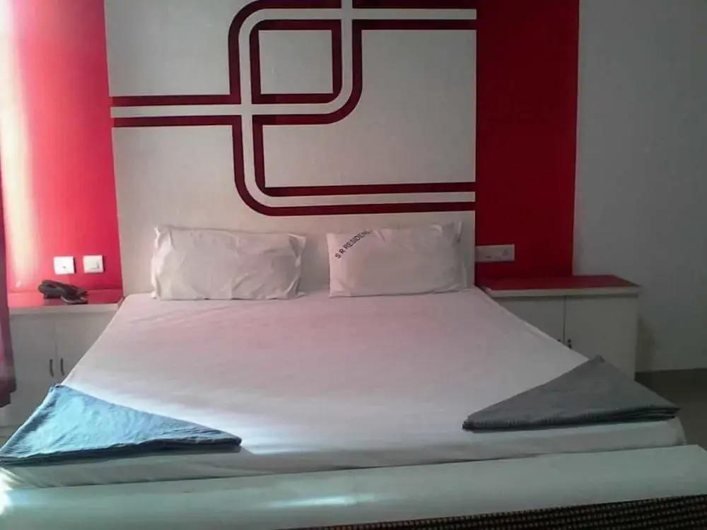 Hotel SR Residency