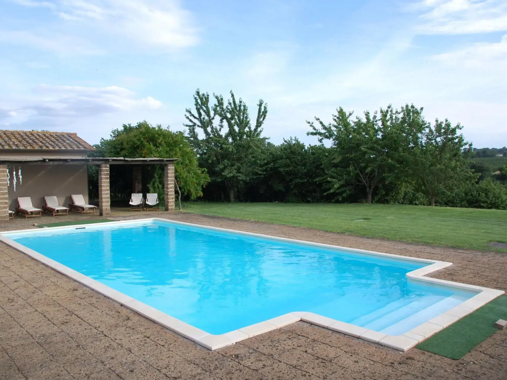 Orte Villa for 8 with Parking