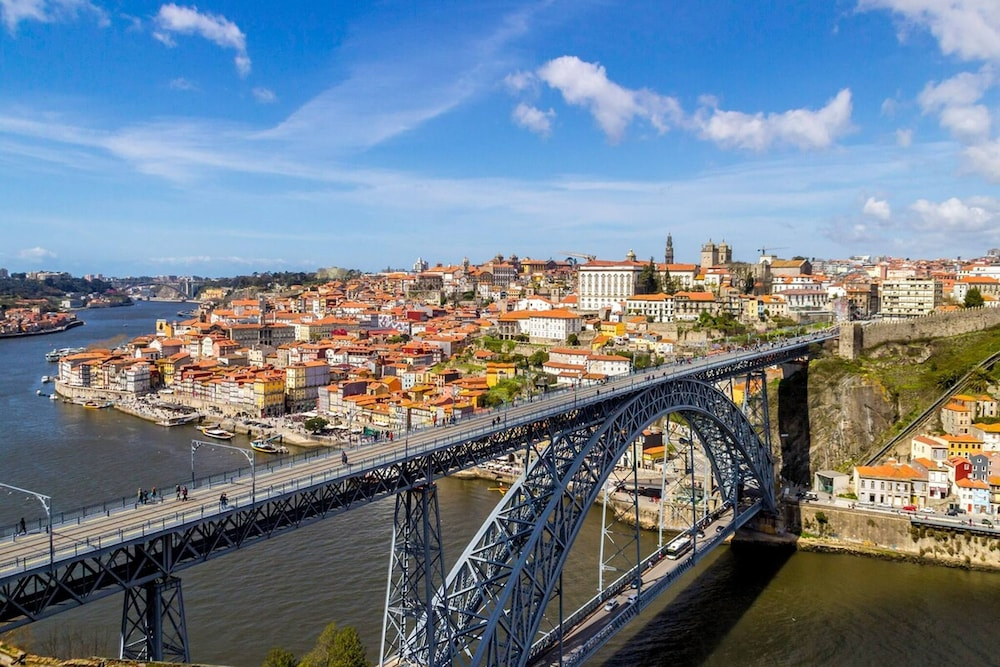 Guest H4U - Porto Fontainhas Romantic Place