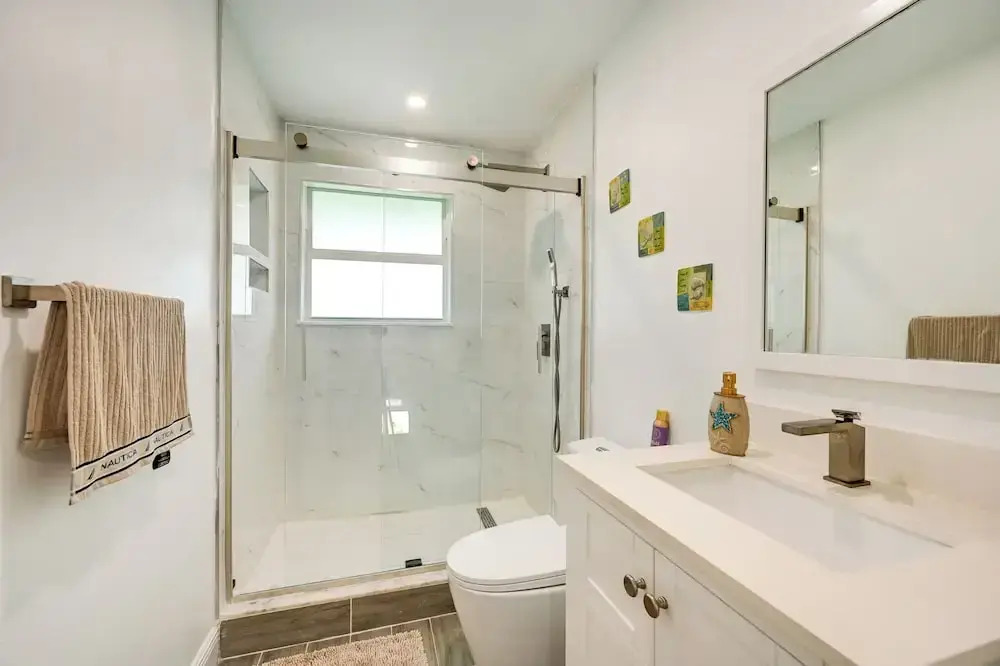 Marco Island Townhome: 2 Mi to Beaches!